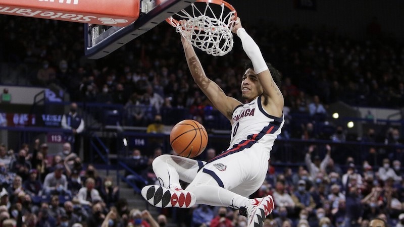 Gonzaga's Julian Strawther dunks